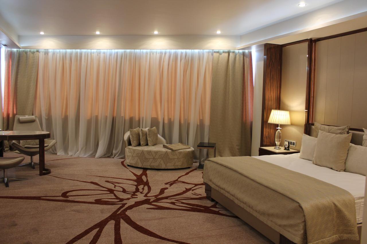 Boutique Hotel Health Club&Spa Grand Prix Asztana Kültér fotó