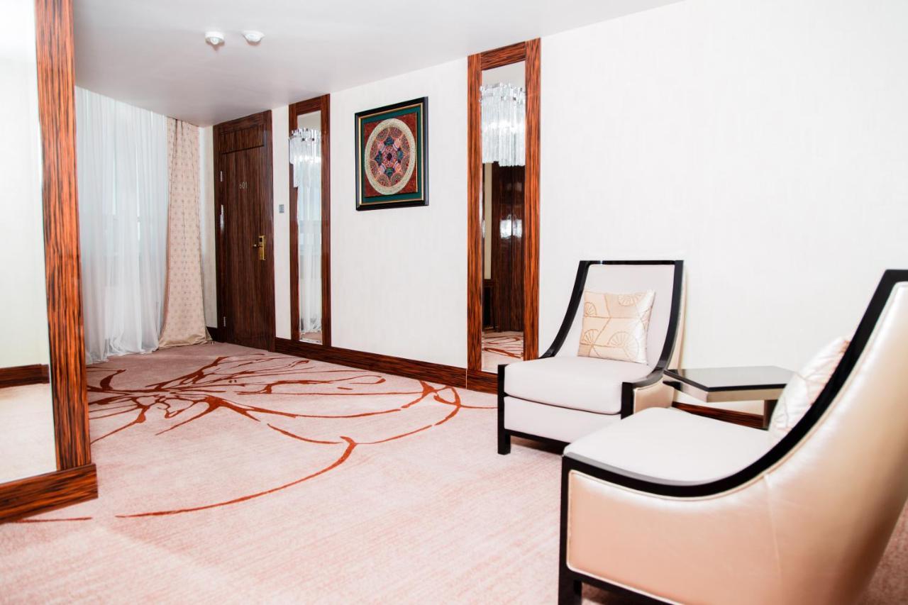 Boutique Hotel Health Club&Spa Grand Prix Asztana Kültér fotó
