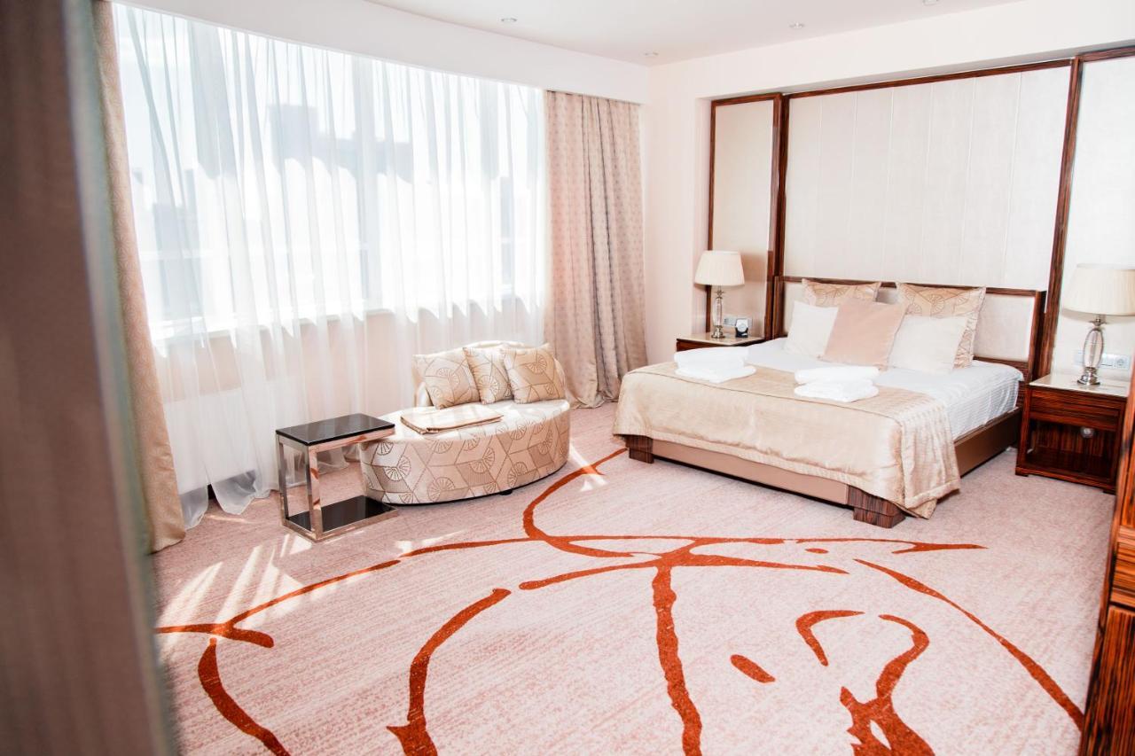 Boutique Hotel Health Club&Spa Grand Prix Asztana Kültér fotó